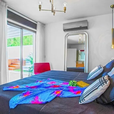 Sleeps 3 Pool Air Con Wifi Villa Corralejo